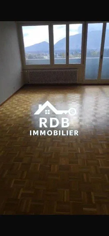 Appartement de 6 pièces au 8ème étage situé à Onex 1213