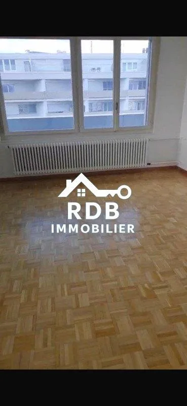 Appartement de 6 pièces au 8ème étage situé à Onex 1213