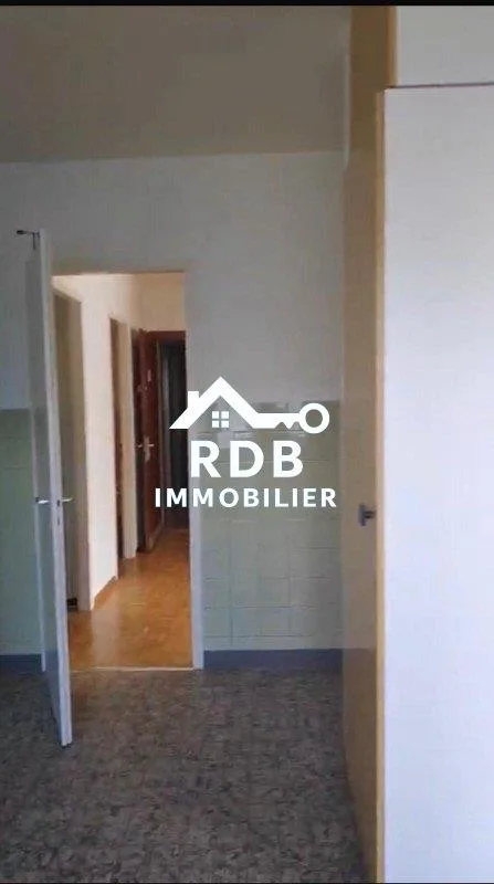 Appartement de 6 pièces au 8ème étage situé à Onex 1213