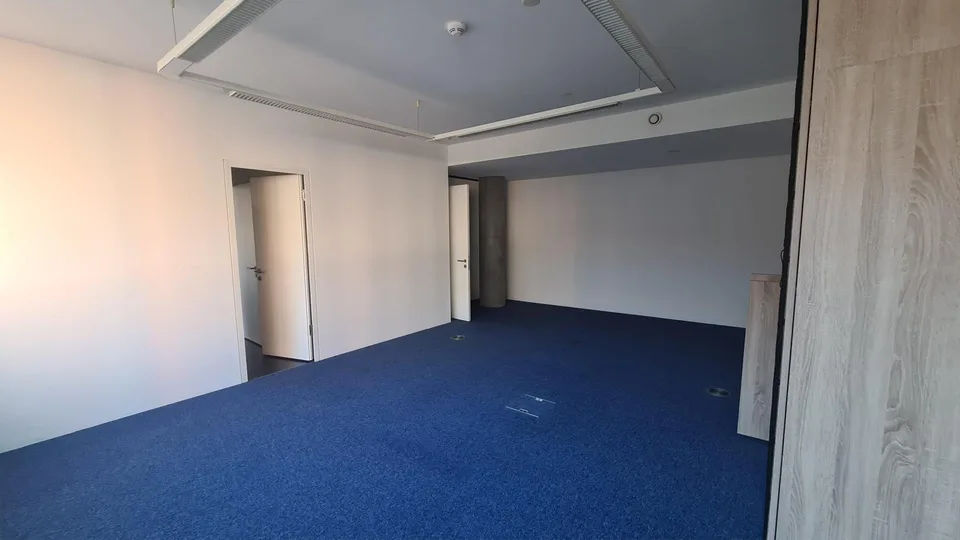 Ufficio in piazza Molino Nuovo di 235 mq – foto 12 di 17