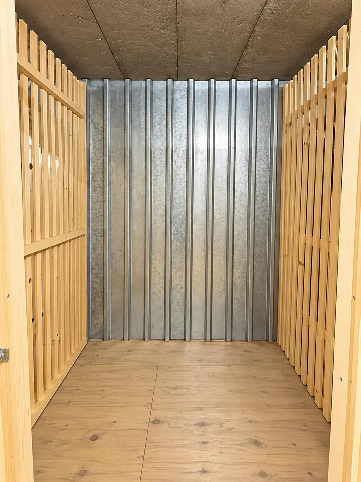 Compartmento di cantina / magazzino in affitto immediato – foto 2 di 5