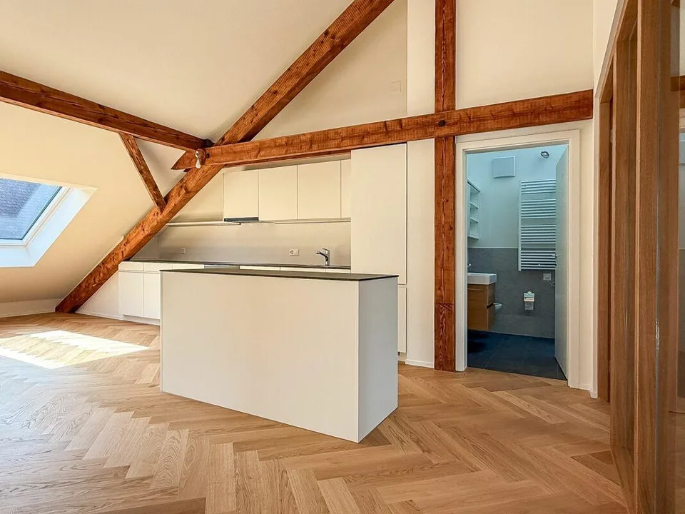 Stilvolle Maisonettewohnung mit viel Charakter – Foto 6 von 13
