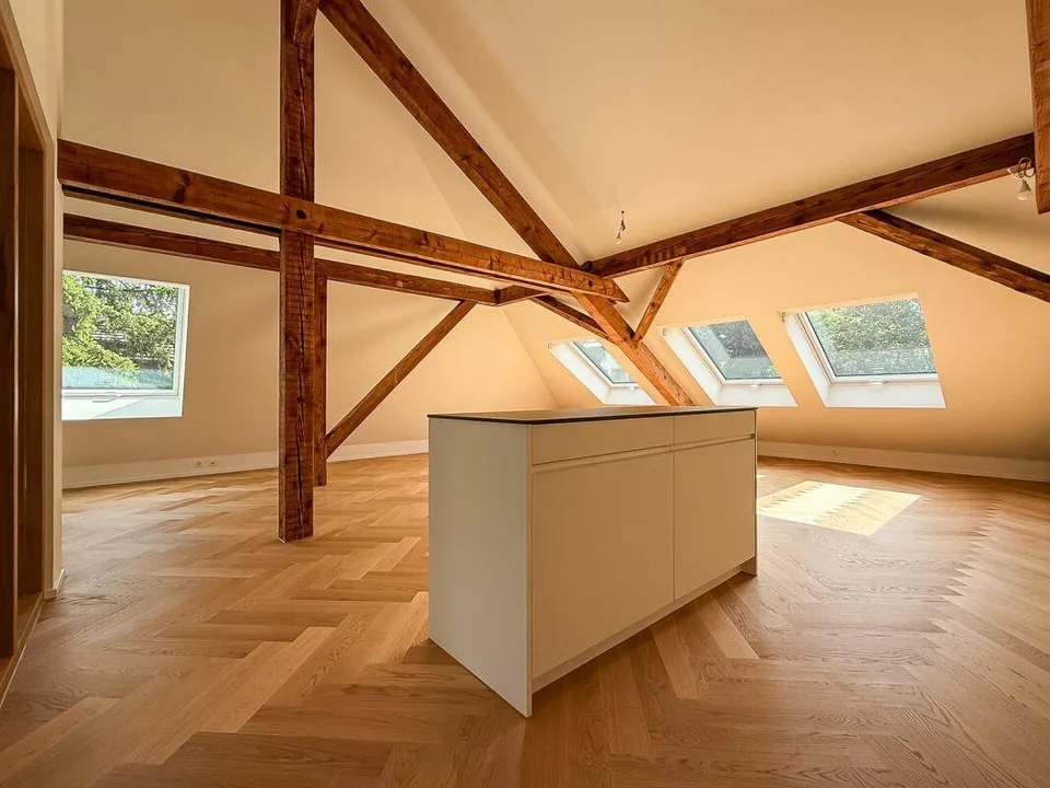 Stilvolle Maisonettewohnung mit viel Charakter – Foto 9 von 13