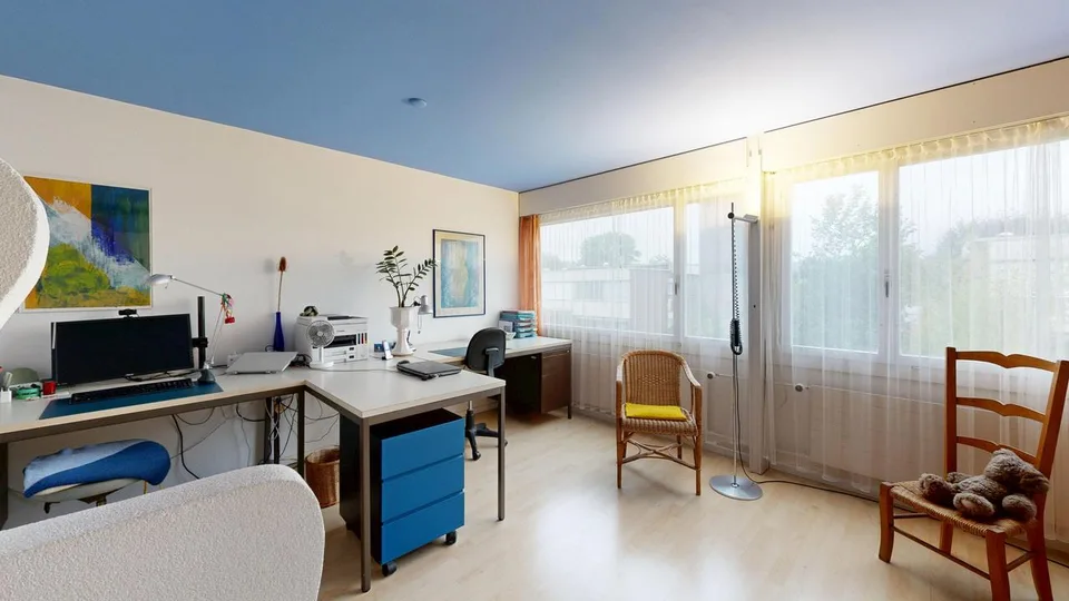 Schönes 5.5-Zimmer-Reiheneinfamilienhaus mit 2 Einstellhallenplätze – foto 6 di 12