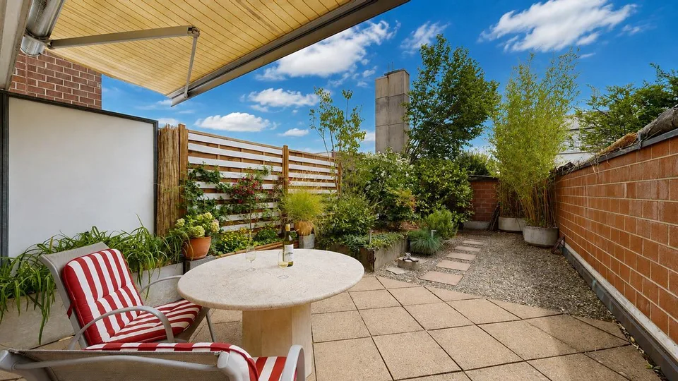 Schönes 5.5-Zimmer-Reiheneinfamilienhaus mit 2 Einstellhallenplätze – foto 11 di 12