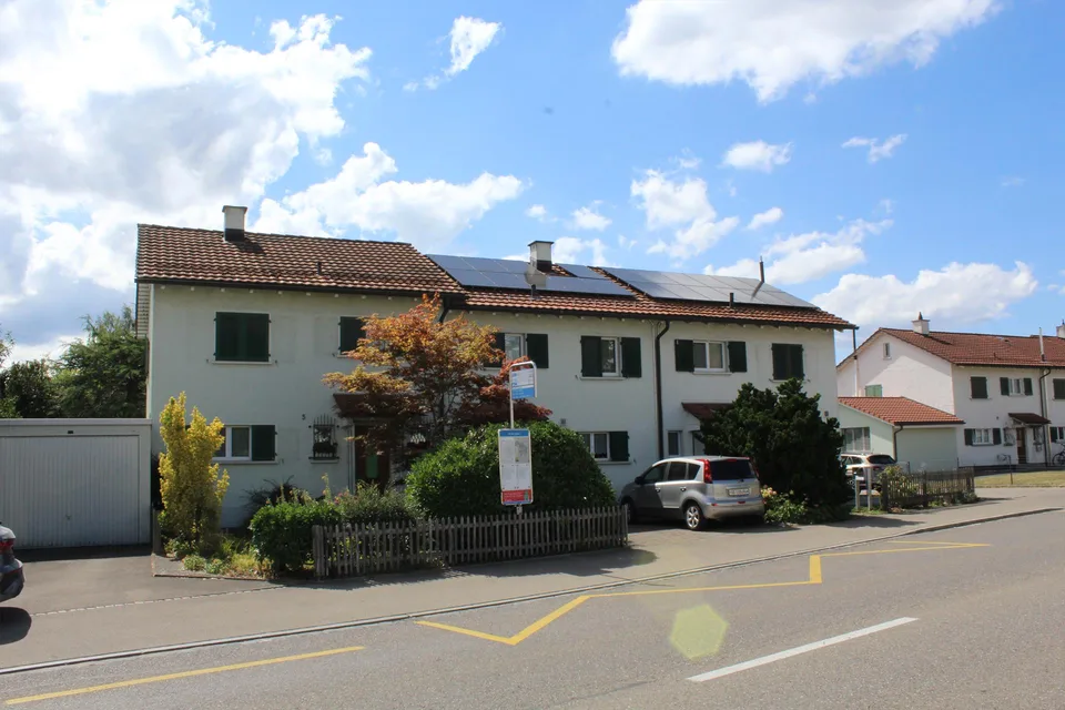 Charmantes Reihen-Einfamilienhaus – Foto 2 von 9