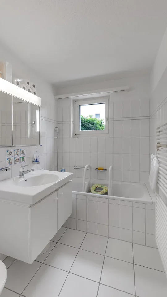 Lichtdurchflutete Familienwohnung am Waldrand – Foto 4 von 10