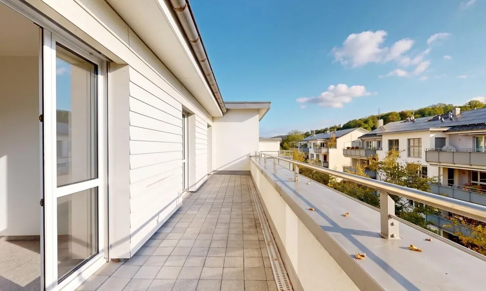 Appartement mansardé ensoleillé de 5.5 pièces à Winterthur – photo 8 sur 11