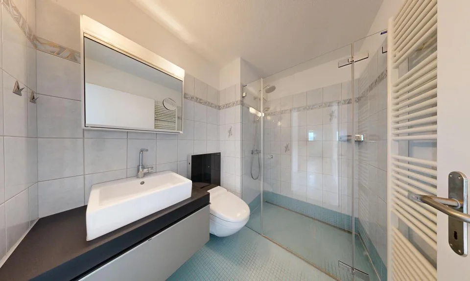 Appartement mansardé ensoleillé de 5.5 pièces à Winterthur – photo 5 sur 11