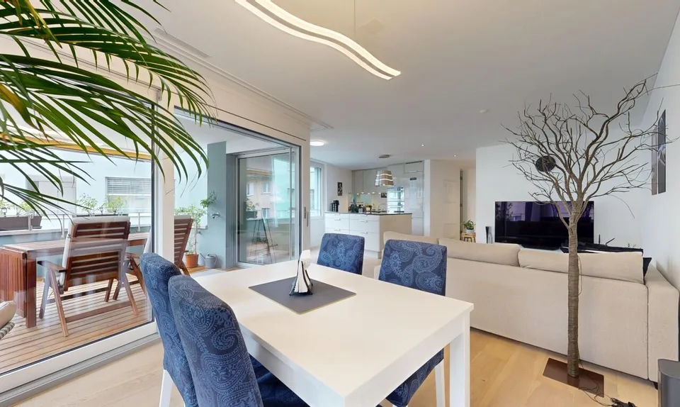 High-quality 3.5-room apartment in a sought-after location – photo 4 of 11