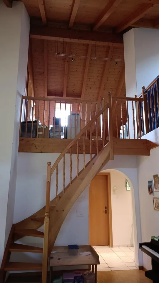 Grosse, helle 5.5 Zimmer Maisonette-/Attikawohnung
