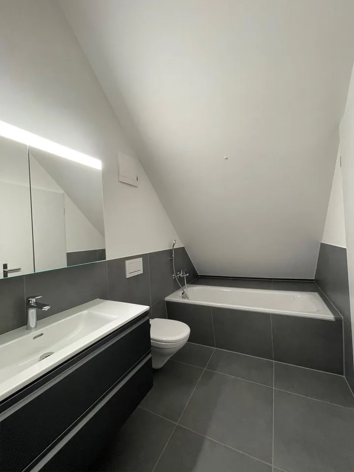 Exklusive Dach-Maisonette-Wohnung im Sunnedörfli Thundorf