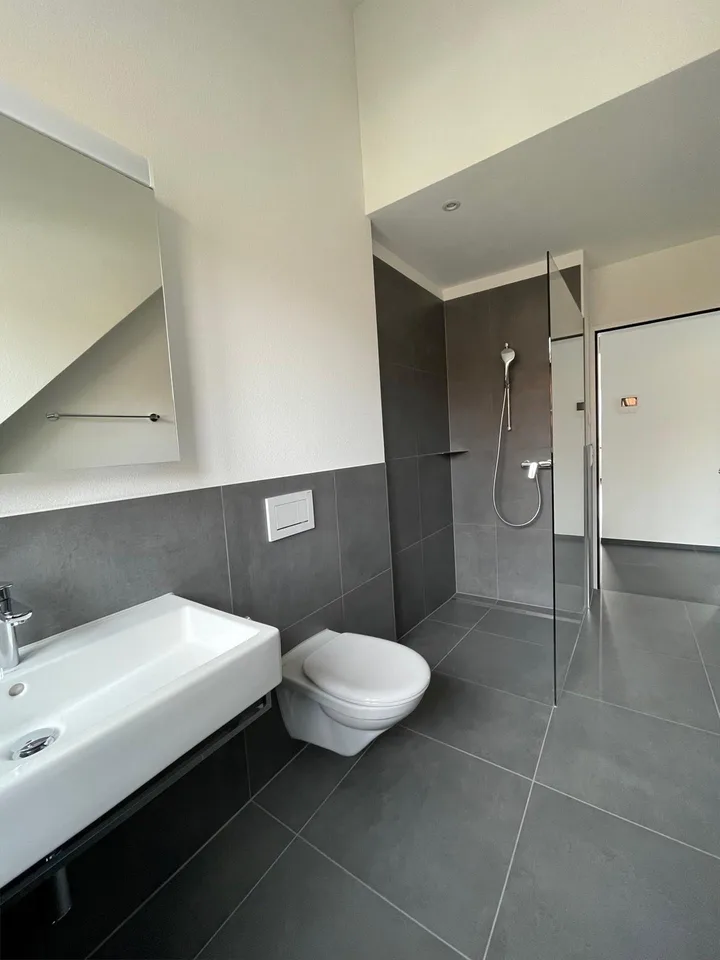 Exklusive Dach-Maisonette-Wohnung im Sunnedörfli Thundorf
