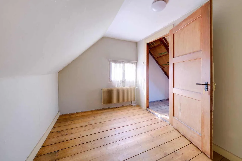 Einfamilienhaus mit grossem Garten wünscht sich eine zweite Jugend – photo 12 of 20
