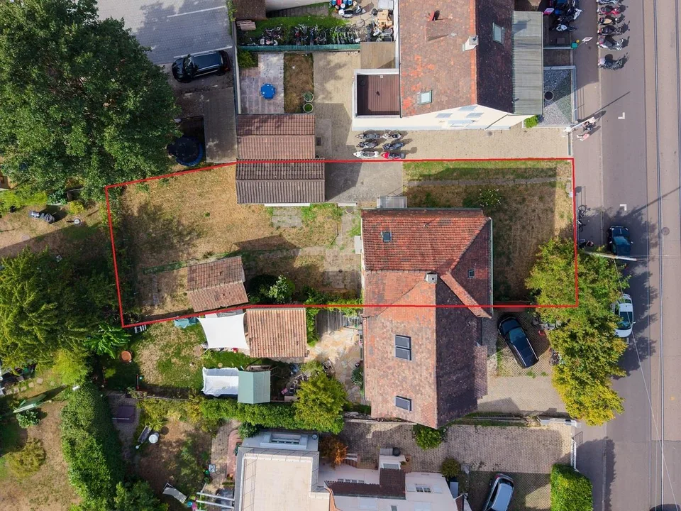 Einfamilienhaus mit grossem Garten wünscht sich eine zweite Jugend – photo 20 of 20