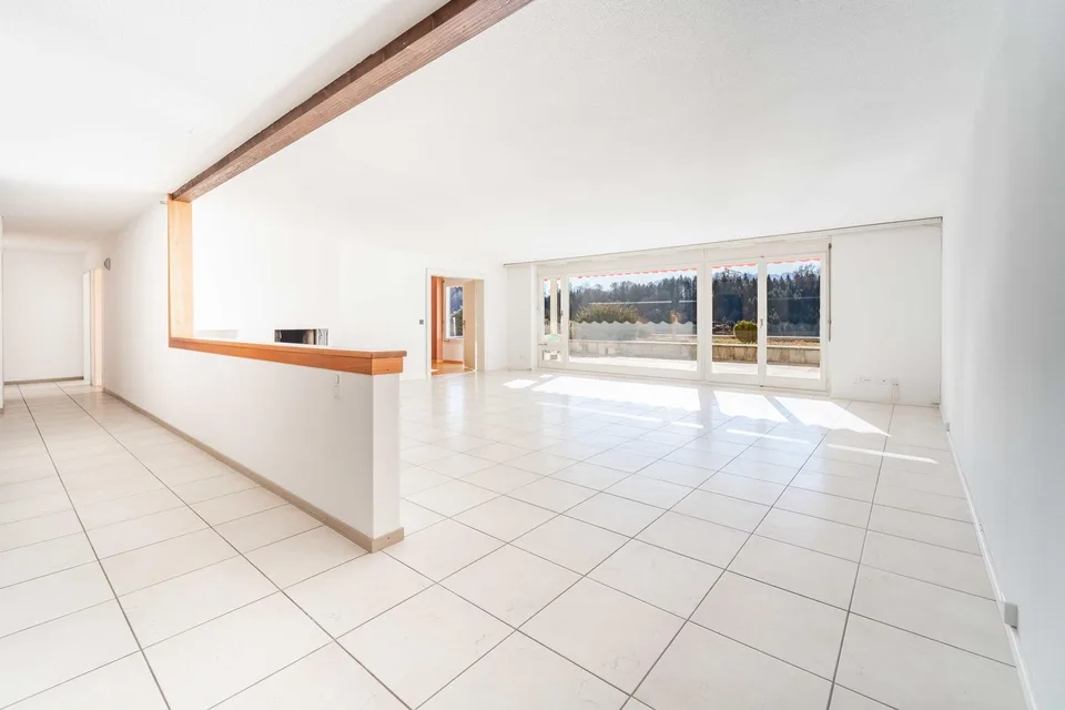 Appartamento spazioso con terrazza e vista panoramica – foto 2 di 4
