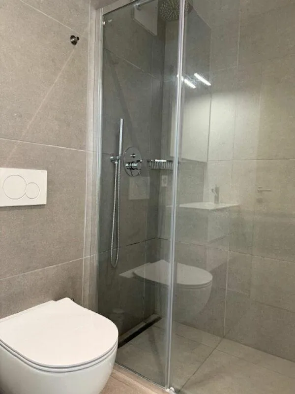 Wir verkaufen eine moderne 3,5-Zimmer-Wohnung mit Balkon in einer r... – Foto 11 von 18