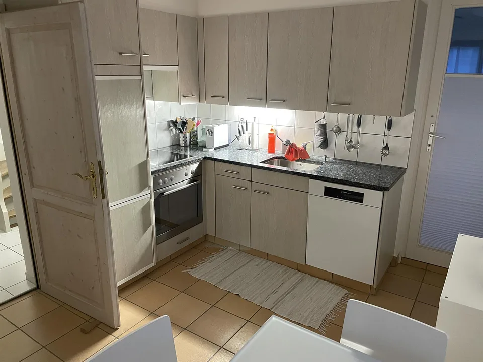 4.5 Zimmer Doppelhaushälfte in Hinwil – photo 7 sur 11