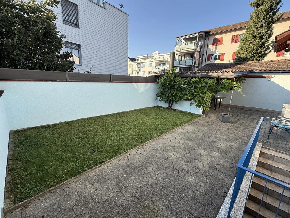 4.5 Zimmer Doppelhaushälfte in Hinwil – photo 9 sur 11