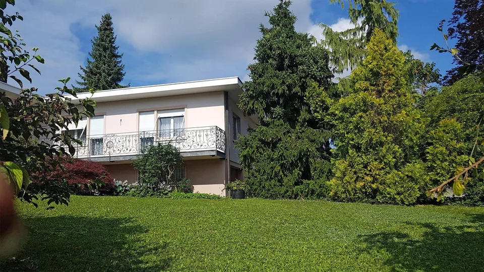 Charmantes 5½-Zi.-Haus an absoluter Top-Lage Grundstück 1'726 m² – Foto 5 von 13