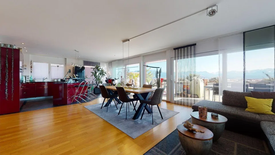 Moderne 4 1/2-Zimmer Terrassenwohnung mit 180° Bergsicht – Foto 5 von 29