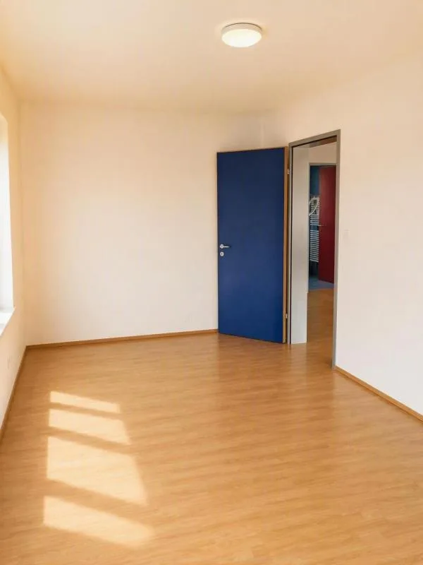 Farbenfrohe 2.5-Zimmer-Wohnung im "MobyDick"