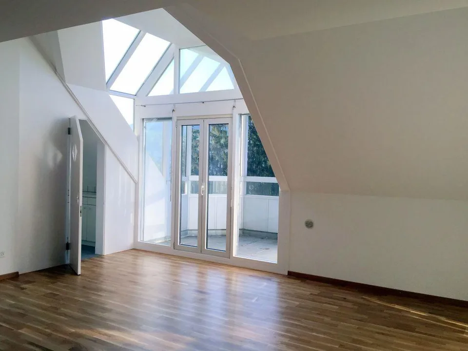 Moderne 5 ½-Zimmer Maisonette-Wohnung an ruhiger, zentraler Lage – foto 2 di 17