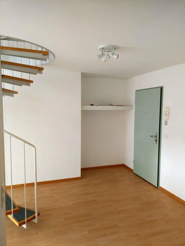 Moderne 5 ½-Zimmer Maisonette-Wohnung an ruhiger, zentraler Lage – foto 10 di 17