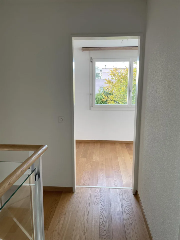 Charmante 3½-Zimmer-Maisonettewohnung mit Gartenmitbenutzung und 2 Bal