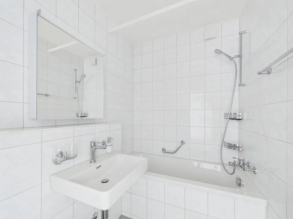 Appartement 3 pièces dans un quartier calme à Liebefeld – photo 3 sur 14