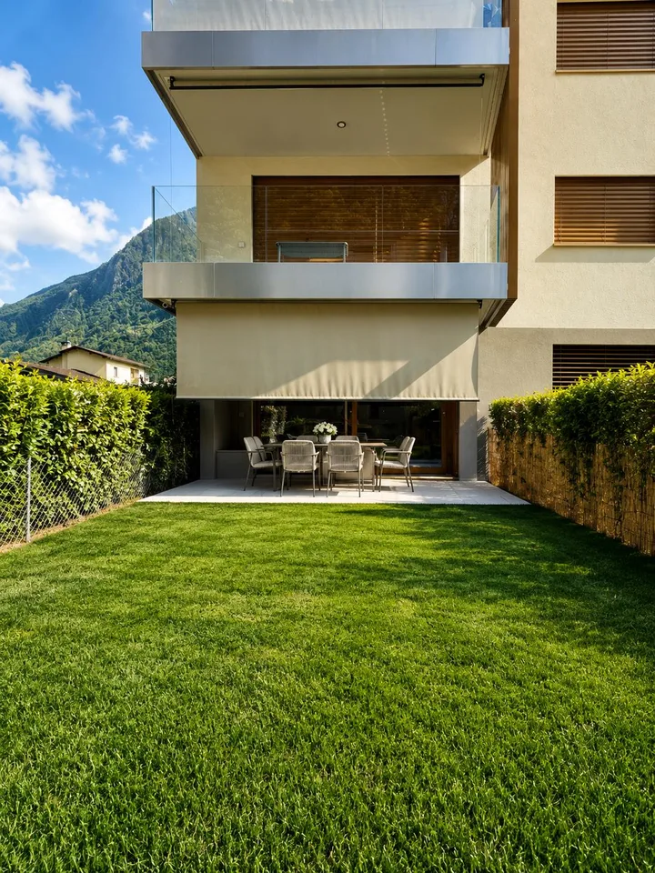 Appartement spacieux de 3.5 pièces avec jardin privé-Lumino (TI)