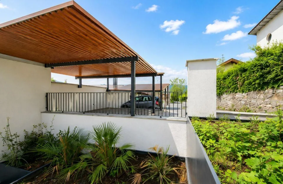 Pura - Élégant attique de 4,5 pièces avec grande terrasse couverte et vue sur le lac – photo 9 sur 9