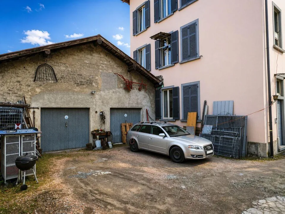 Ampia casa plurifamiliare con autorimessa a Balerna – Foto 13 von 13