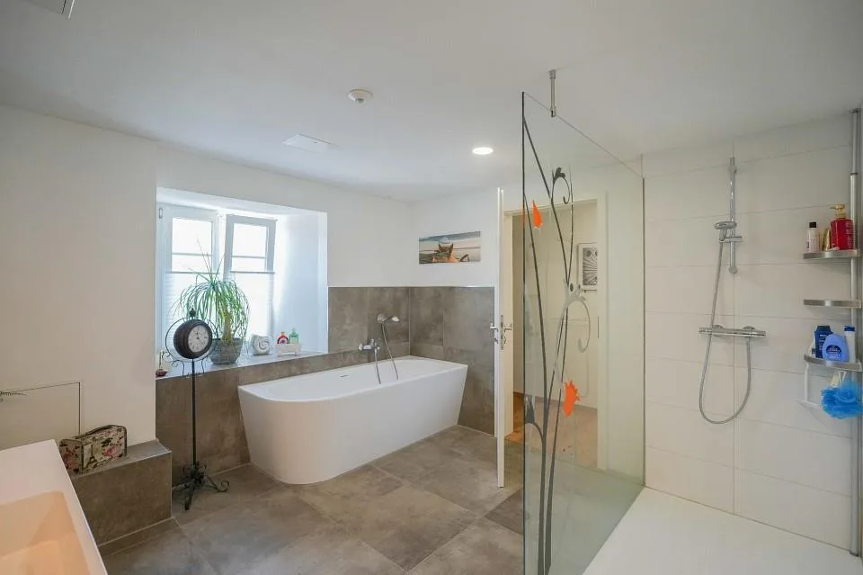Appartement-maisonnette 4,5 pièces avec grande pièce polyvalente – photo 4 sur 13