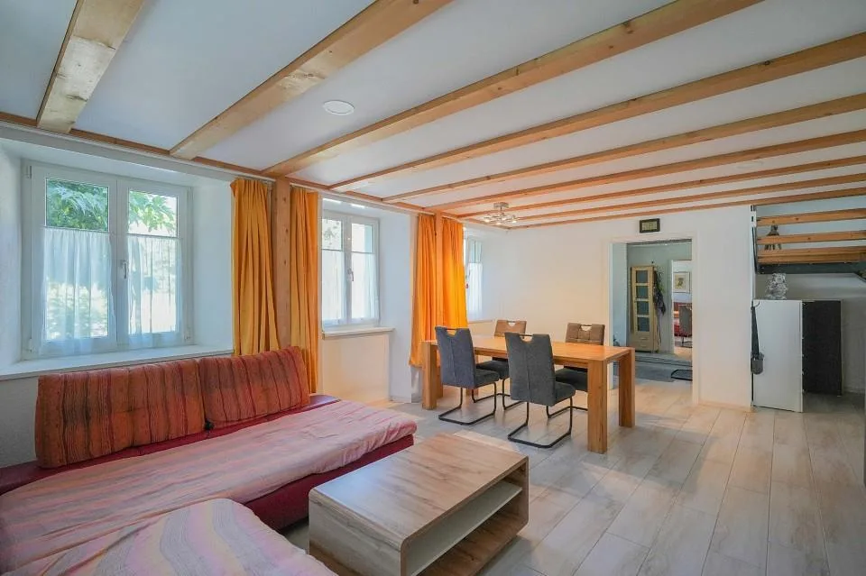 Appartement-maisonnette 4,5 pièces avec grande pièce polyvalente – photo 3 sur 13