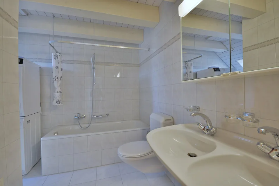 Bezahlbarer Wohn(T)raum am Bodensee! Grosszügige 3.5 Zi. Maisonette – foto 10 di 16