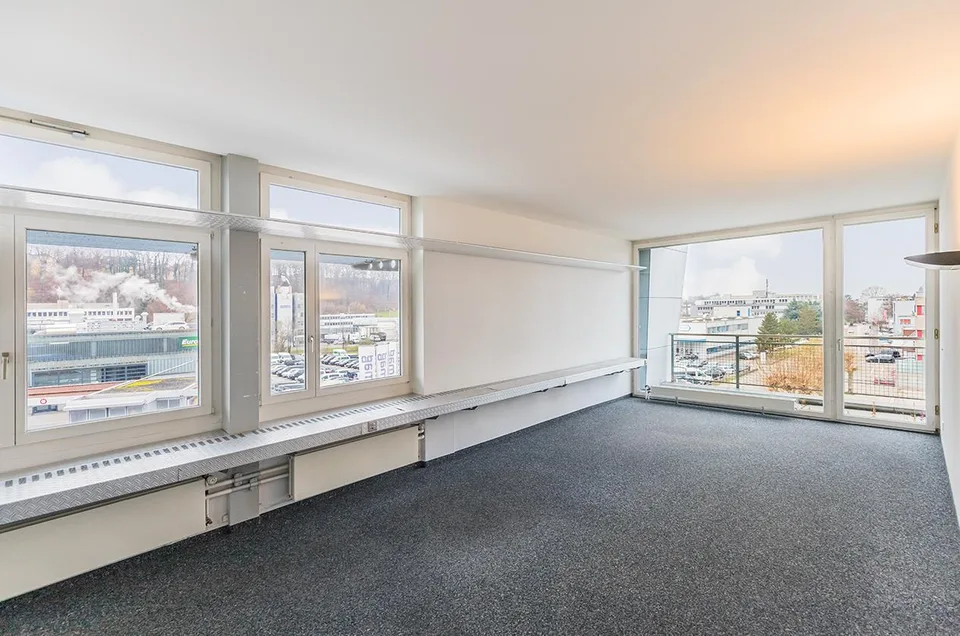 Befristet - Büro / Atelier an der Steinackerstrasse 19, 8302 Kloten – foto 2 di 3