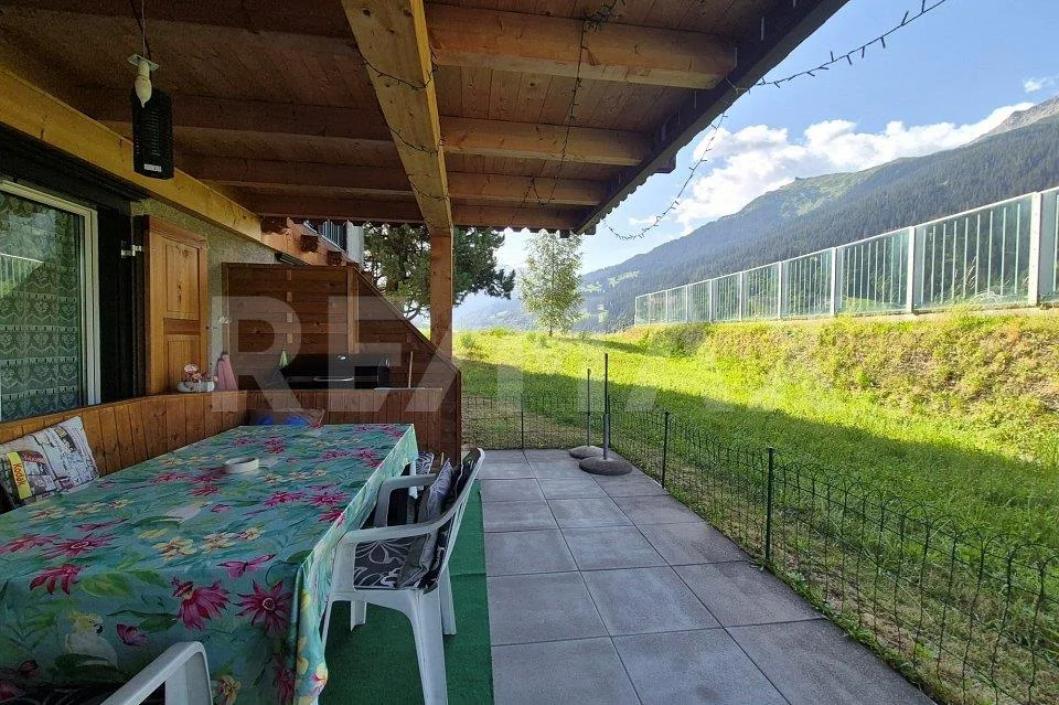 5-Zimmer-Wohnung mit zwei Terrassen in Serneus – Erstwohnsitz