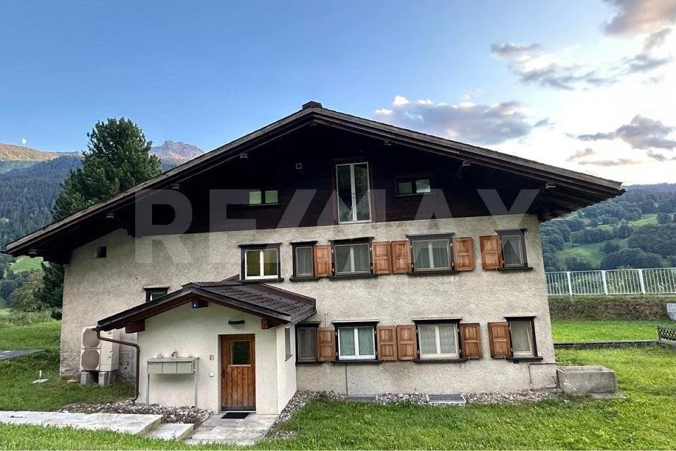 5-Zimmer-Wohnung mit zwei Terrassen in Serneus – Erstwohnsitz