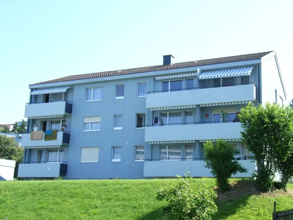 helle und sonnige 2 Zimmerwohnung mit Balkon und schöner Aussicht – photo 8 sur 8