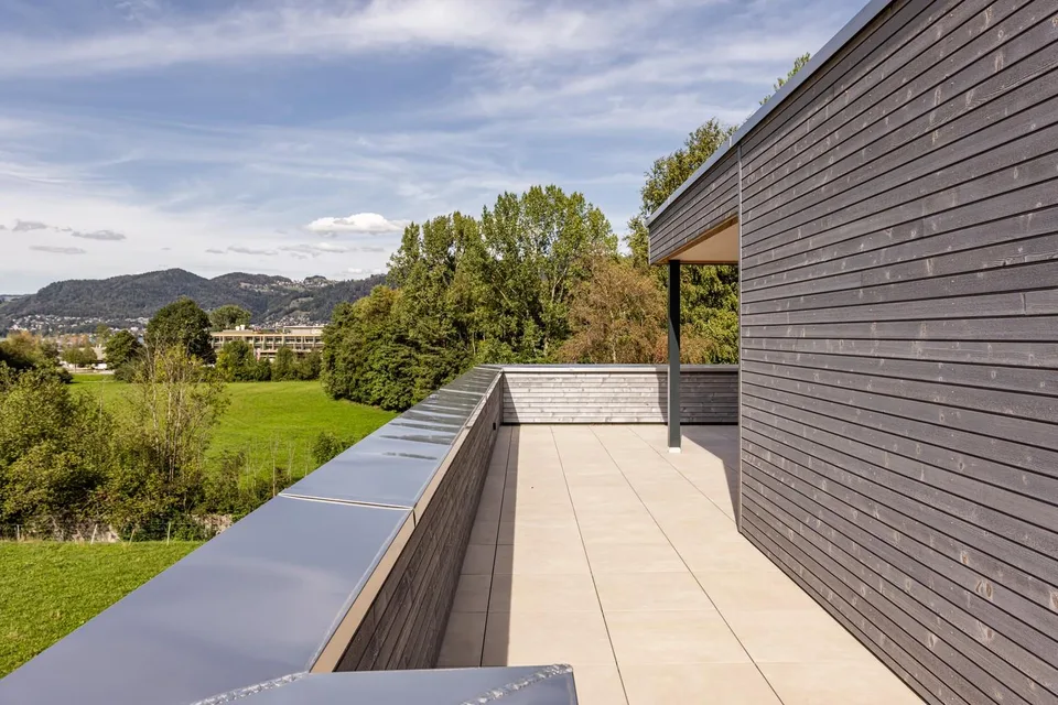 Appartamento attico di 2,5 locali a Gwatt – foto 4 di 13