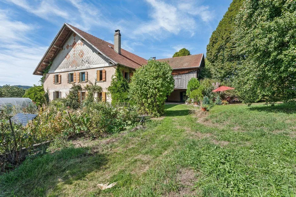 Ferme de caractère de 10.5 pièces avec grand terrain et fort potentiel – photo 9 sur 12