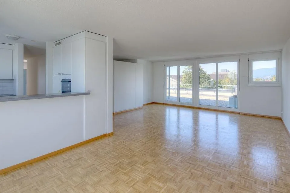 Dream attic apartment with large terrace – photo 6 of 10