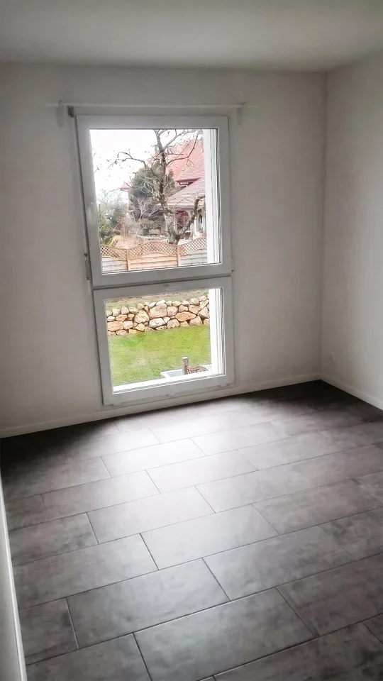 Helles 2,5-Zimmer-Wohnung mit Balkon – Foto 3 von 9