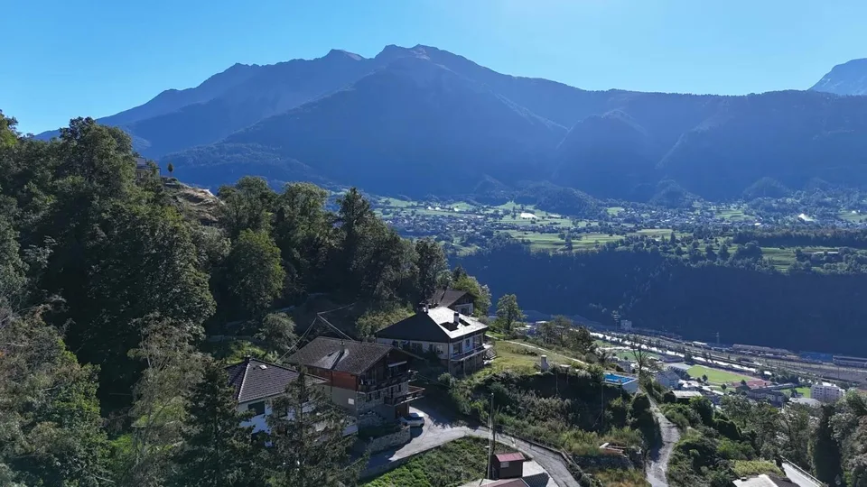 Bella Vista – Exklusive Aussichtslage oberhalb von Naters – Foto 4 von 14
