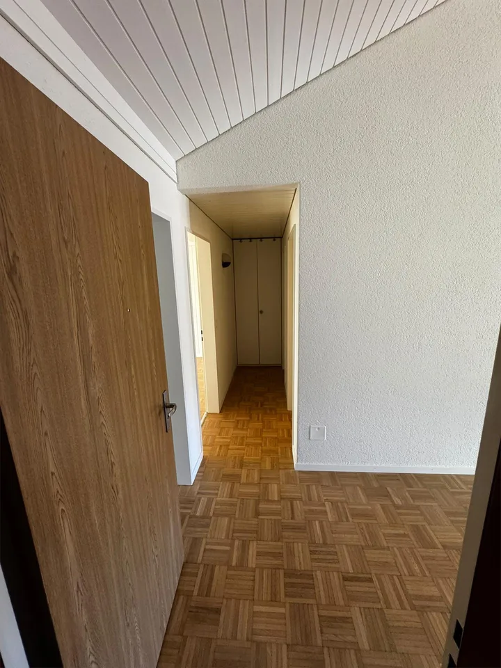 Schöne 3.5-Zimmerwohnung mit grossem Balkon