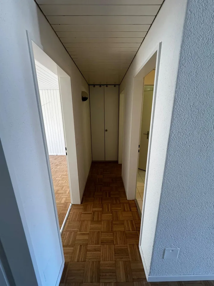 Schöne 3.5-Zimmerwohnung mit grossem Balkon