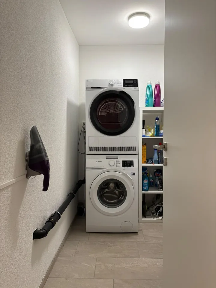Moderne 3-5-Zimmerwohnung an zentraler Lage