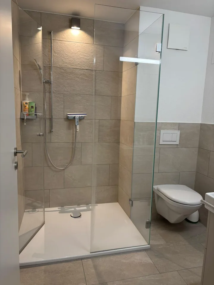 Moderne 3-5-Zimmerwohnung an zentraler Lage