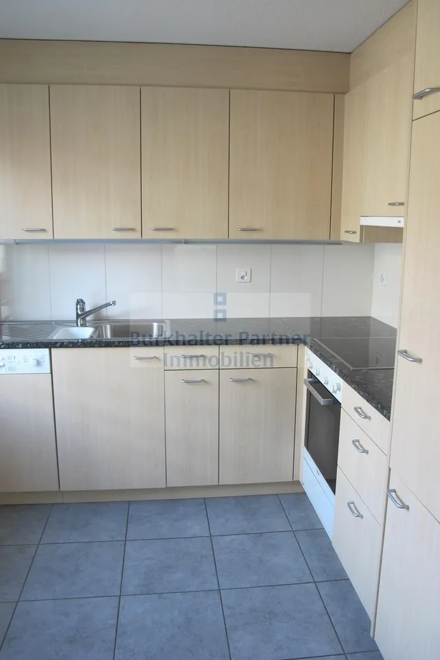 Helle 4-Zimmerwohnung an zentraler Lage in Hinterkappelen
